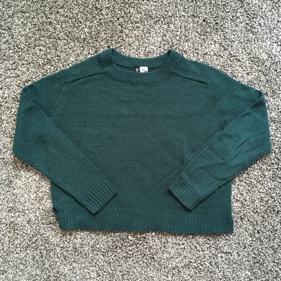 H&M Sweaters - Dark green boxy H&M sweater